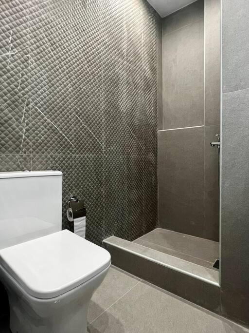 Agia Sofia Noir Apartment Soluň Exteriér fotografie