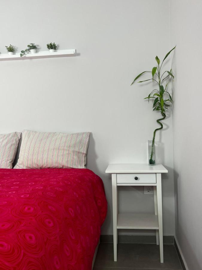 Agia Sofia Noir Apartment Soluň Exteriér fotografie